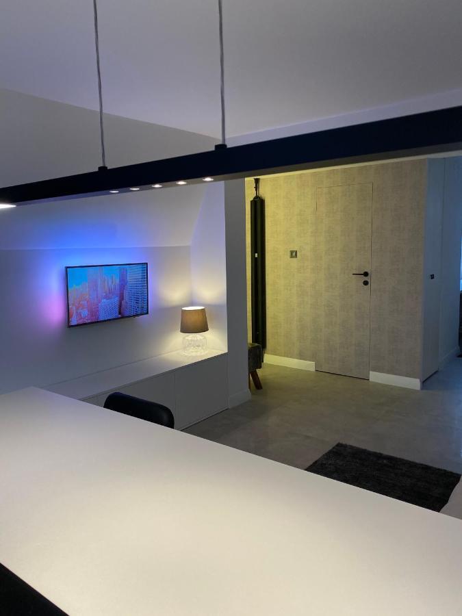 Apartament West - Targ Rybny Apartment Гданск Екстериор снимка