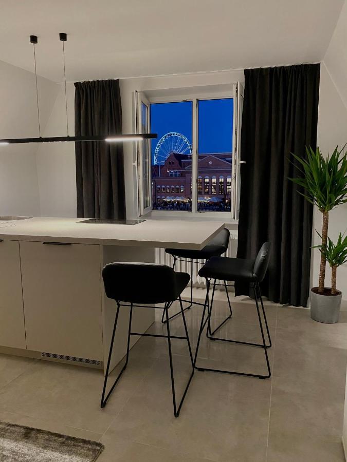 Apartament West - Targ Rybny Apartment Гданск Екстериор снимка